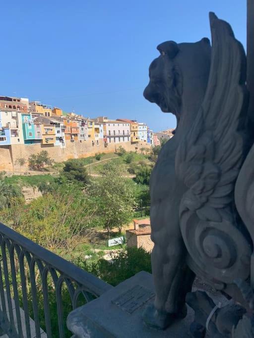 Preciosa Casa En Vilajoyosa Con Vistas Al Mar En Las Casas Colgantes Del Casco Antiguo ビリャホヨサ エクステリア 写真