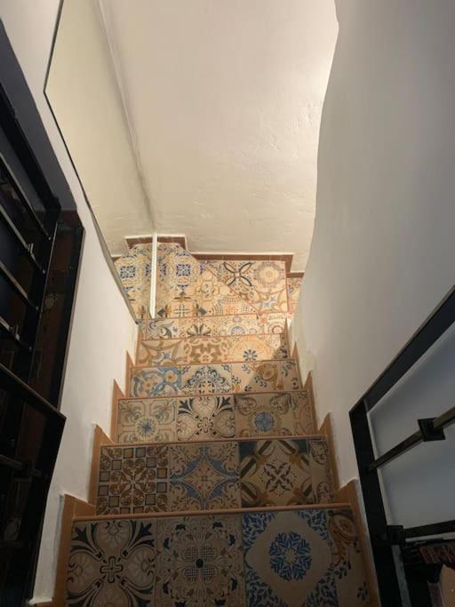 Preciosa Casa En Vilajoyosa Con Vistas Al Mar En Las Casas Colgantes Del Casco Antiguo ビリャホヨサ エクステリア 写真